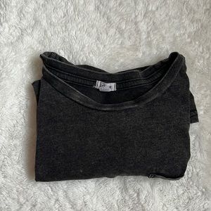 Garage Cropped gray Tee